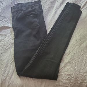 Black skinny jeans